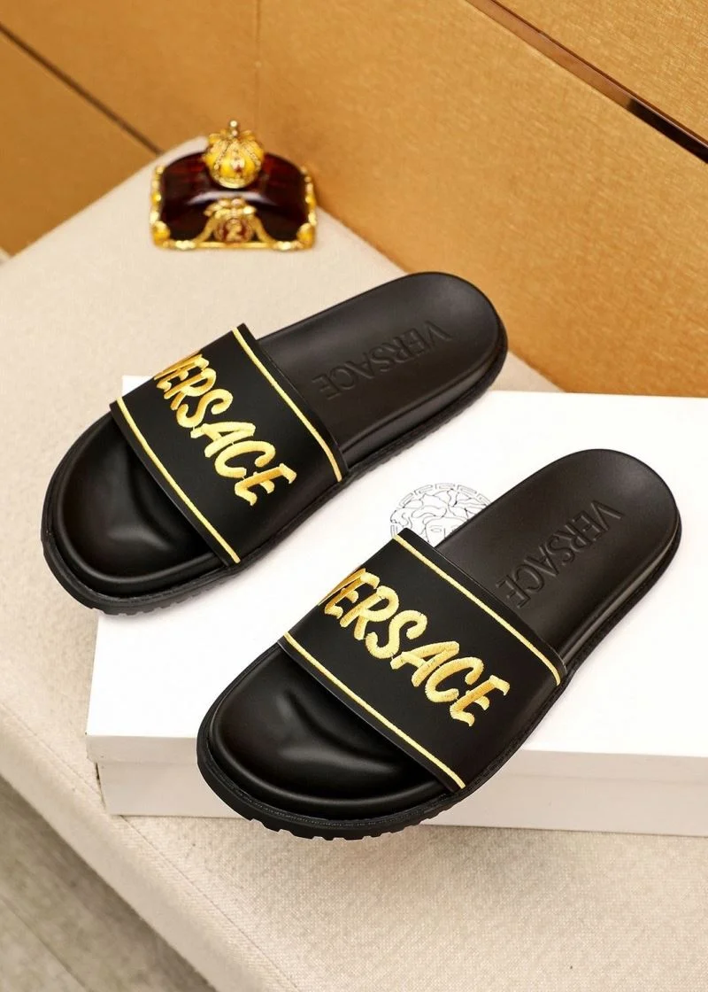 Durable Versace Slippers 37448