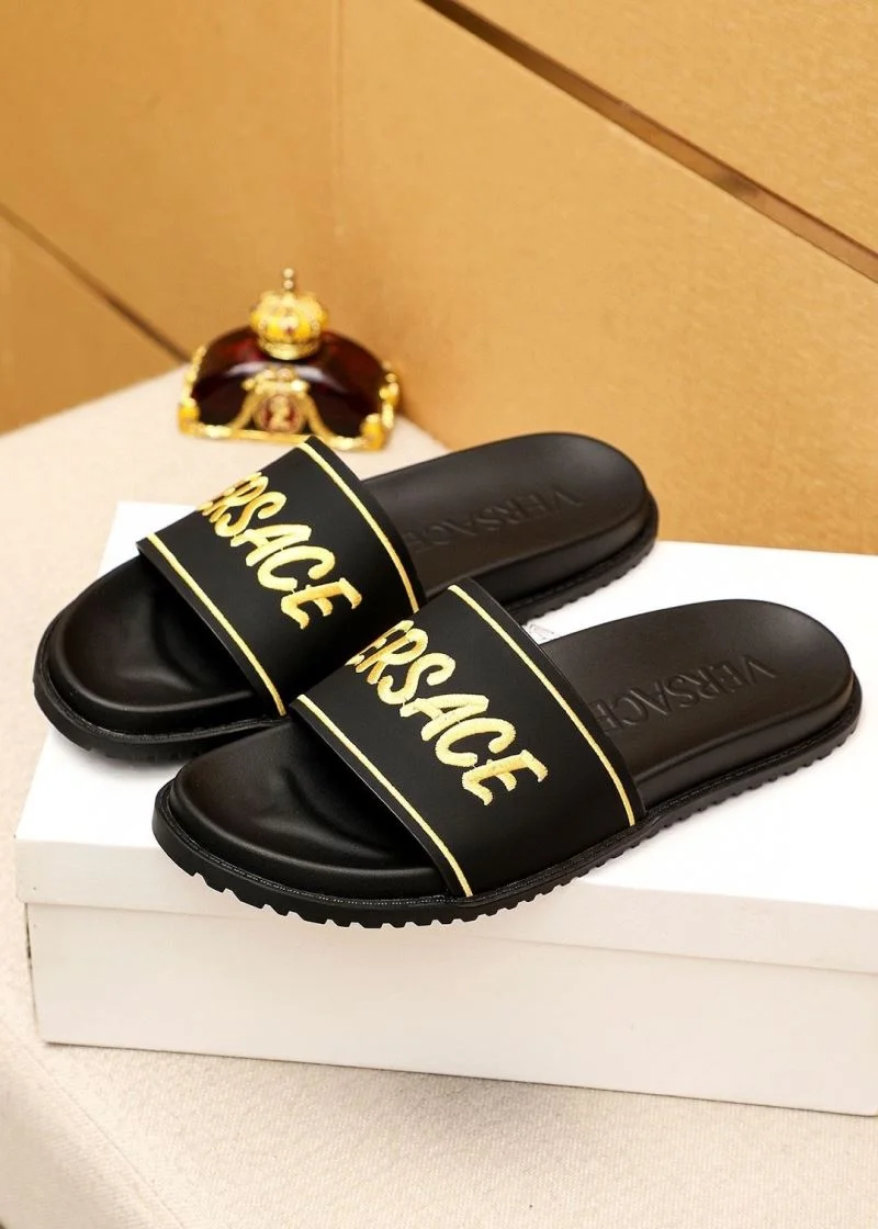 Durable Versace Slippers 37448