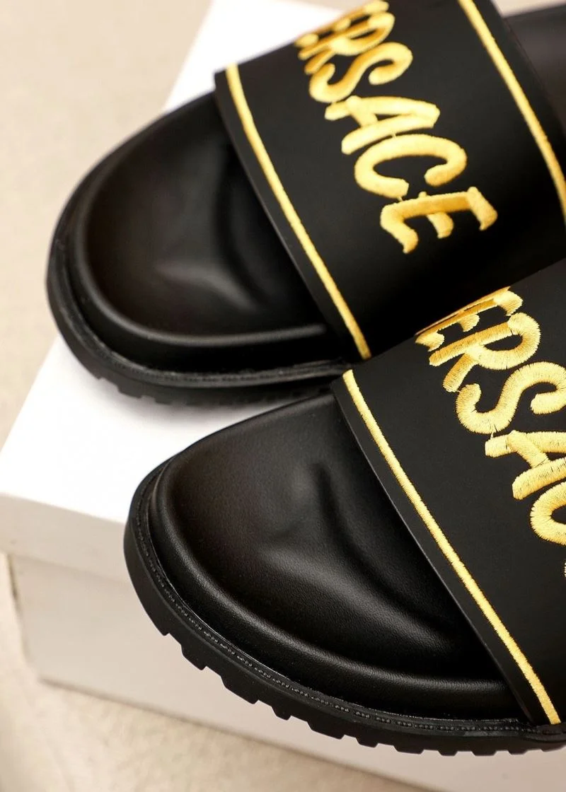 Durable Versace Slippers 37448