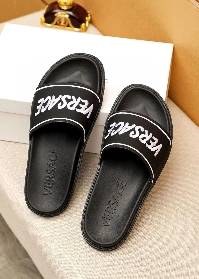 Versace Slippers Seasonal 37452