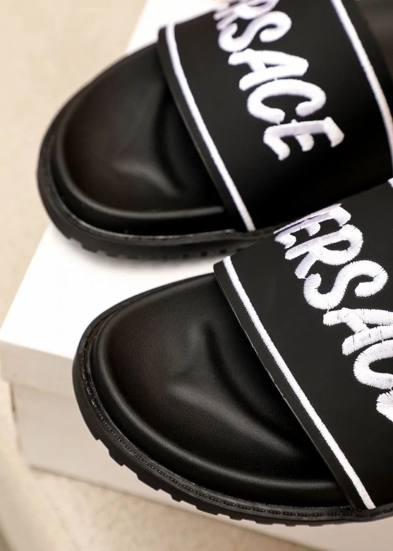 Versace Slippers Seasonal 37452