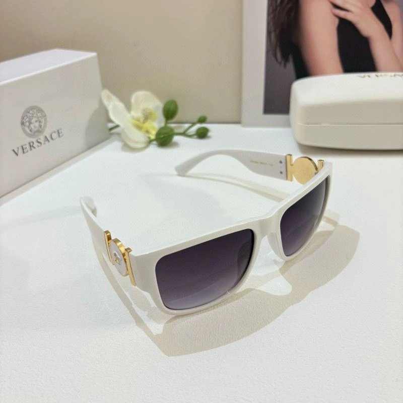 Durable Versace Sunglasses 282537