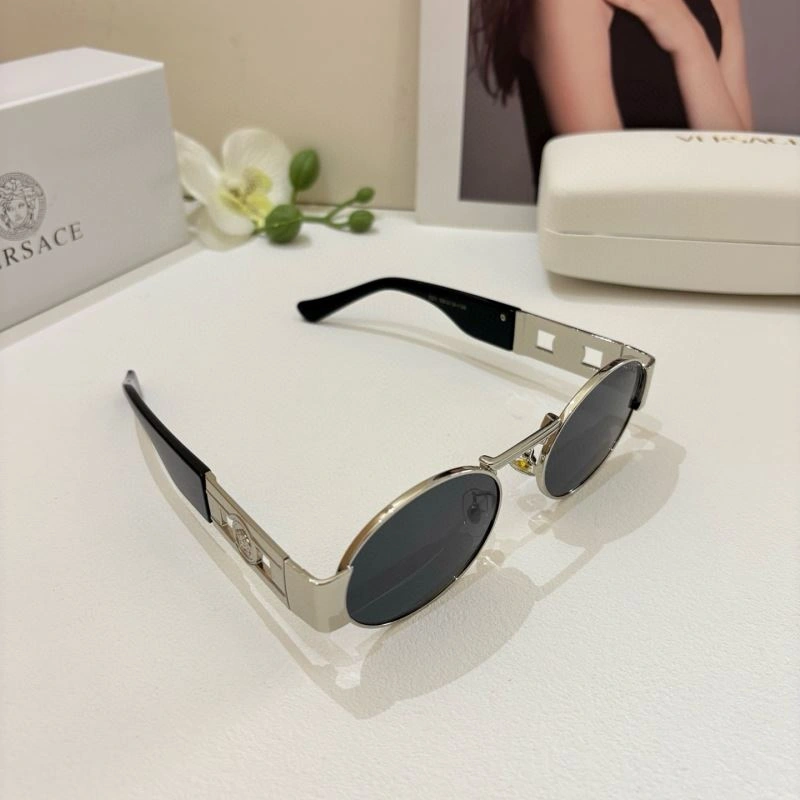 Versace Sunglasses RelaxedFit 282530