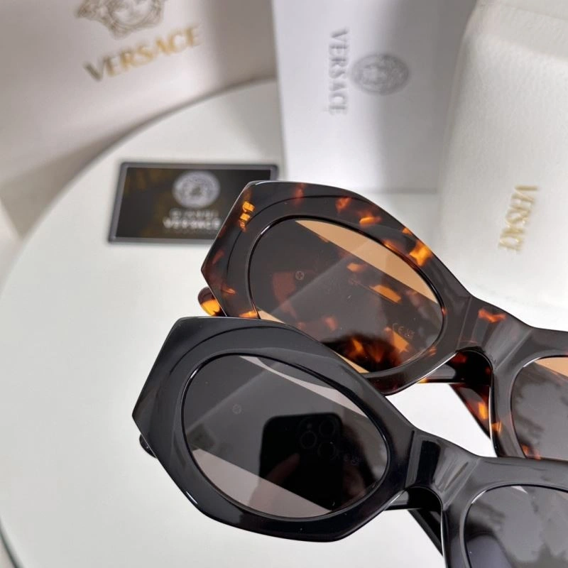 Versace Sunglasses GoAnywhere 282541