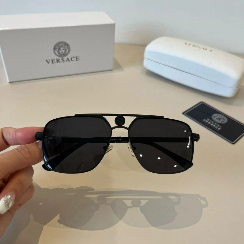 Vibrant Versace Sunglasses 282545