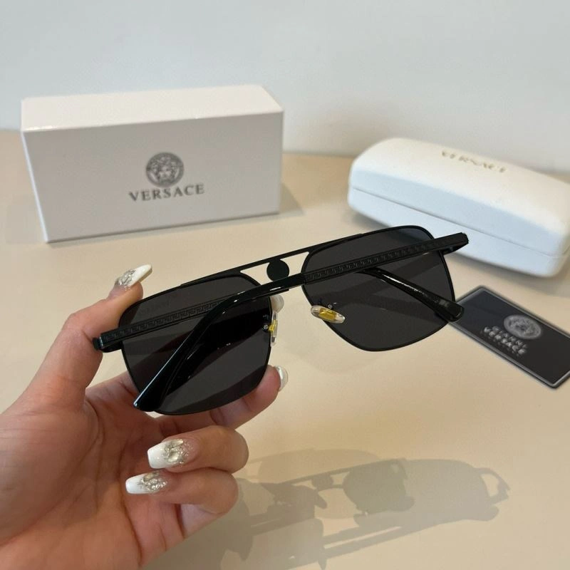 Vibrant Versace Sunglasses 282545