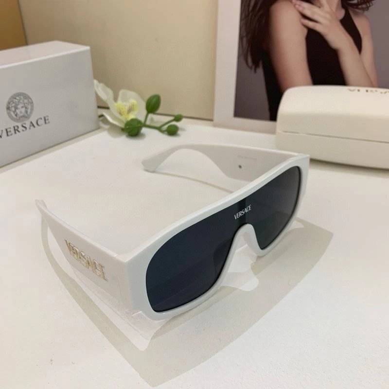Chic Versace Sunglasses 282518