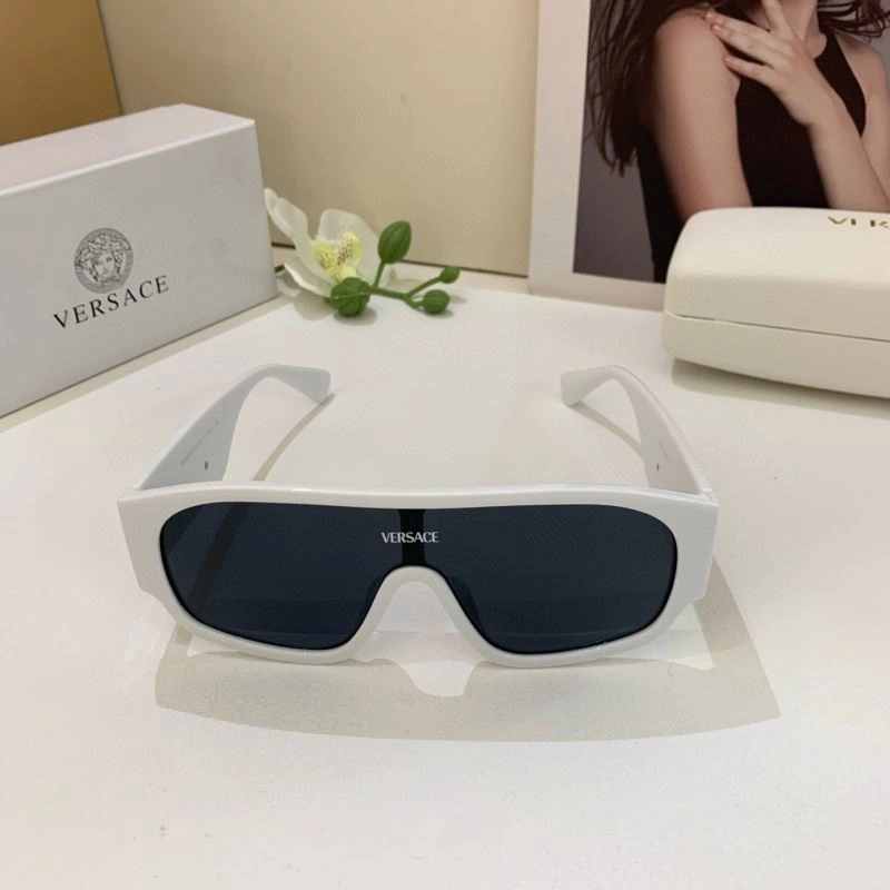 Chic Versace Sunglasses 282518