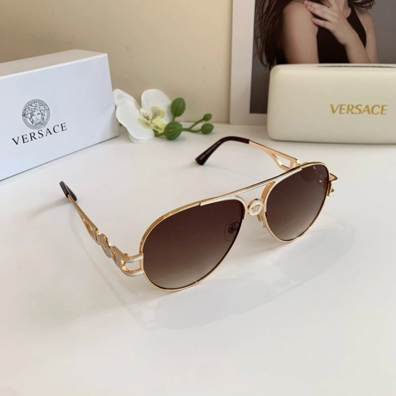 Versace Sunglasses FashionForward 282516