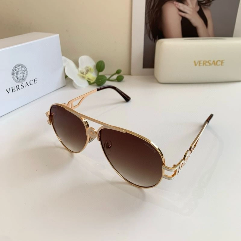 Versace Sunglasses FashionForward 282516