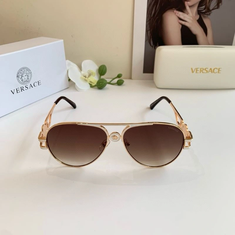 Versace Sunglasses FashionForward 282516