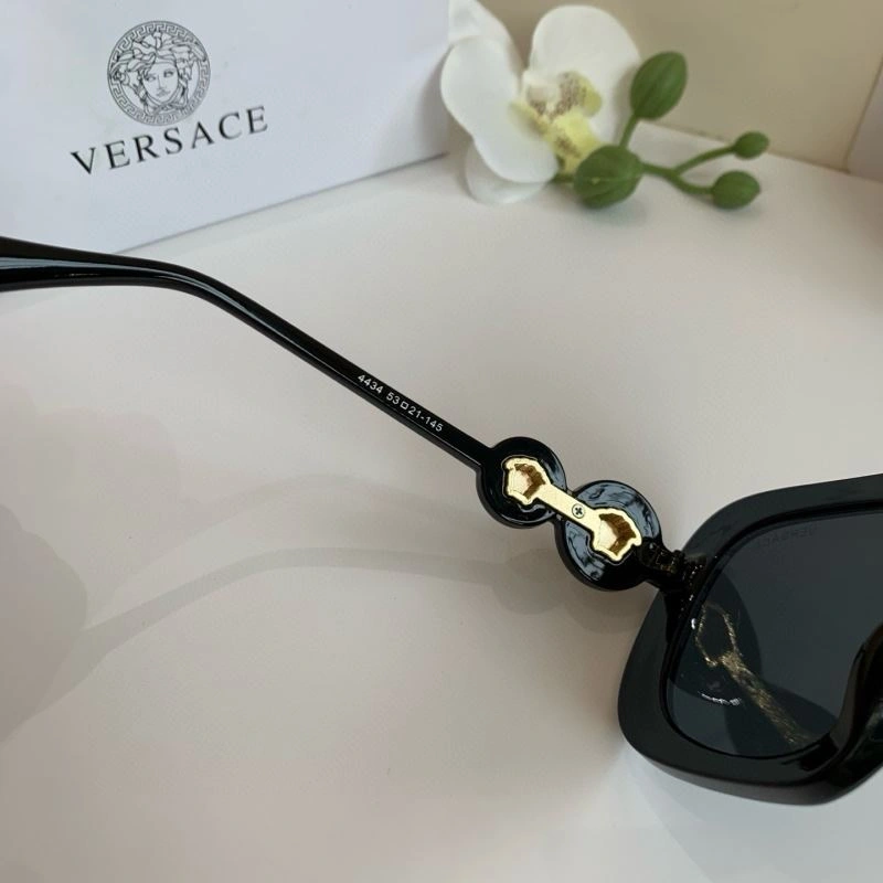 Timeless Versace Sunglasses 282512