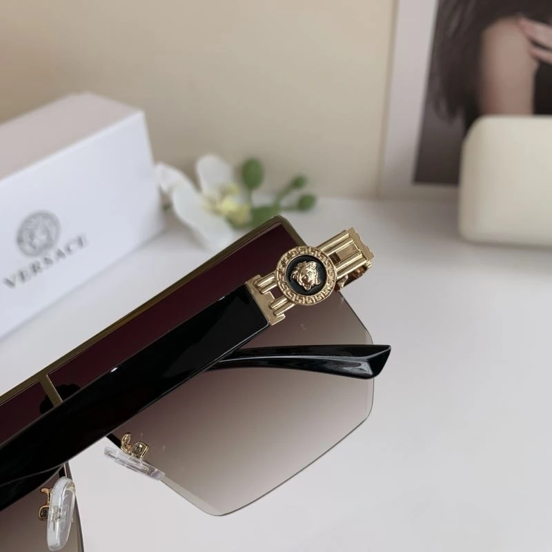 Comfortable Versace Sunglasses 282496