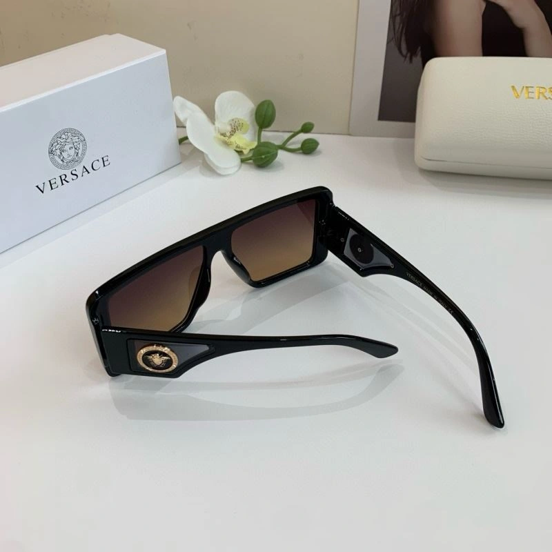 Versace Sunglasses Chic 282491
