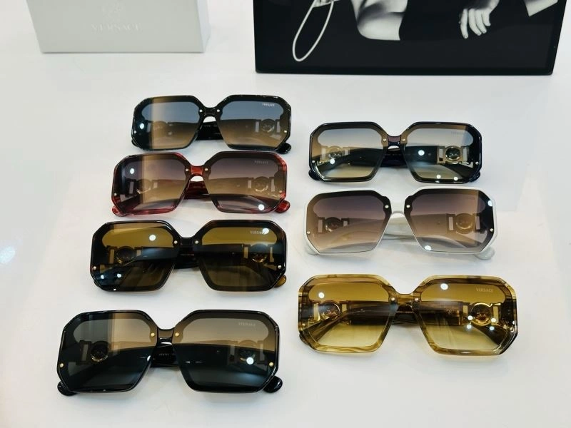 Versace Sunglasses Sophisticated 282506