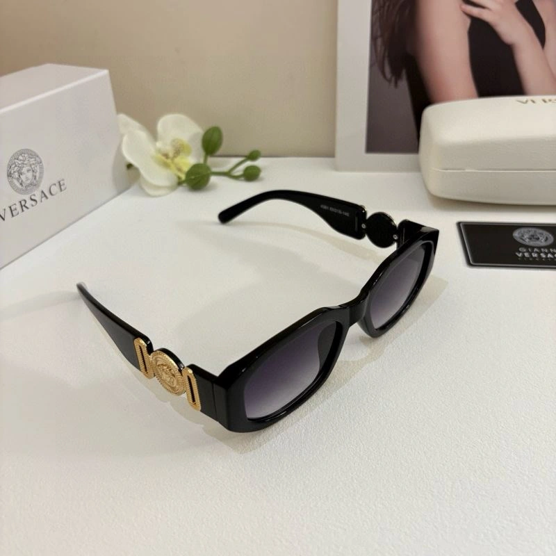 Versace Sunglasses ModernLook 282488