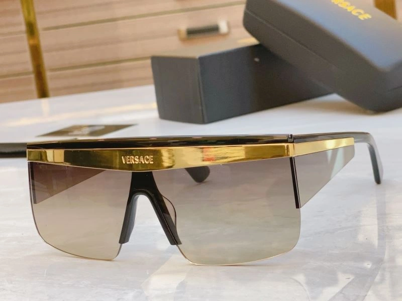 Versace Sunglasses RelaxedFit 282505