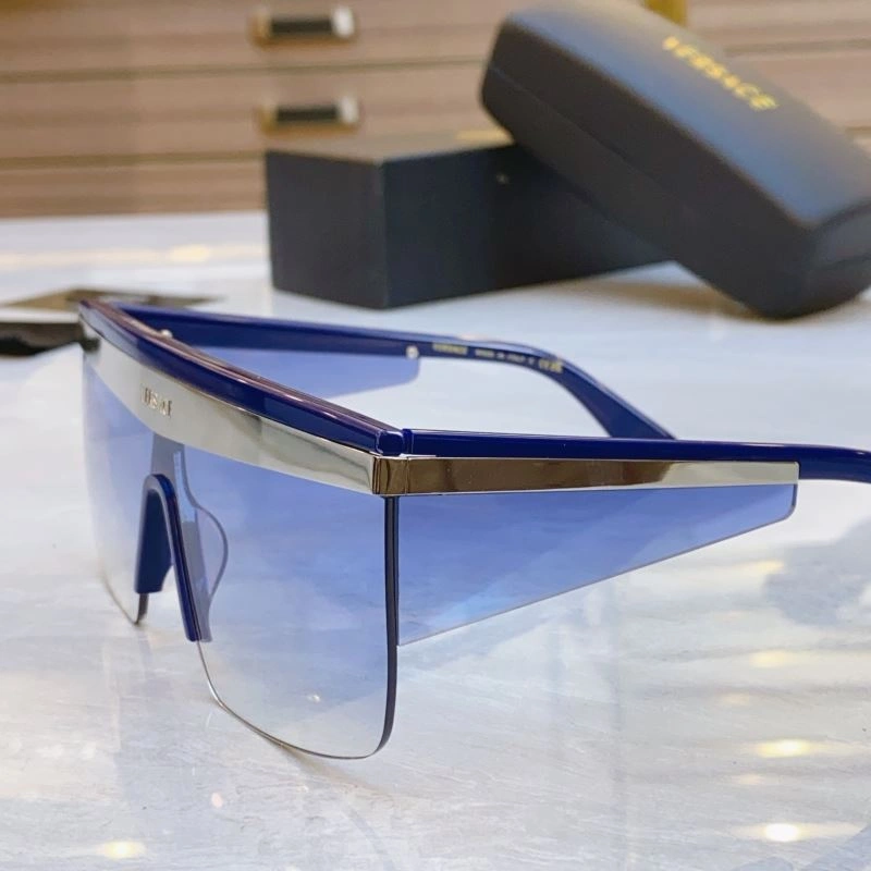Versace Sunglasses RelaxedFit 282505