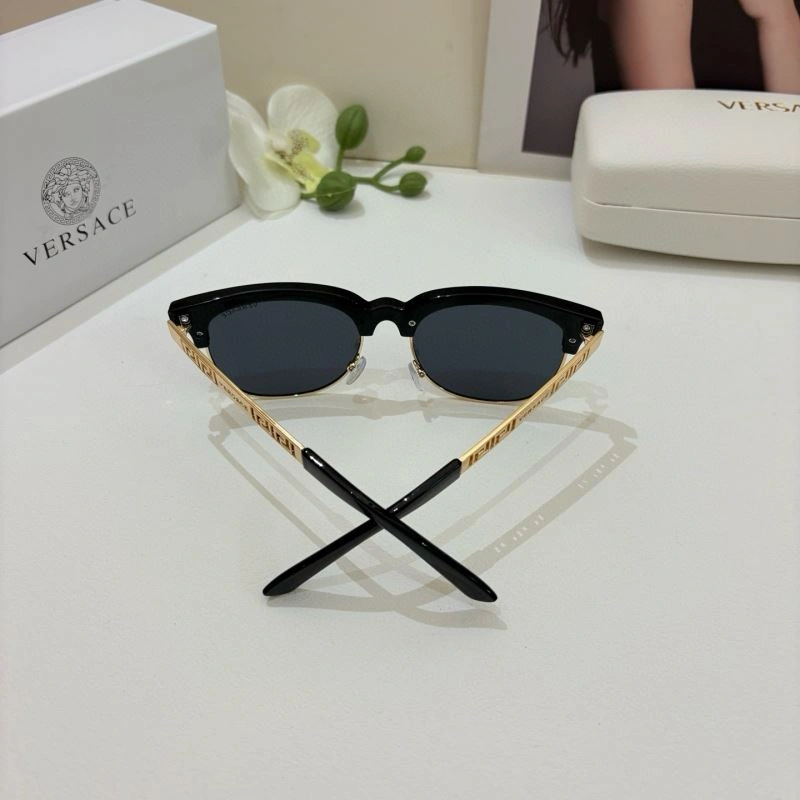 MoistureWicking Versace Sunglasses 282469