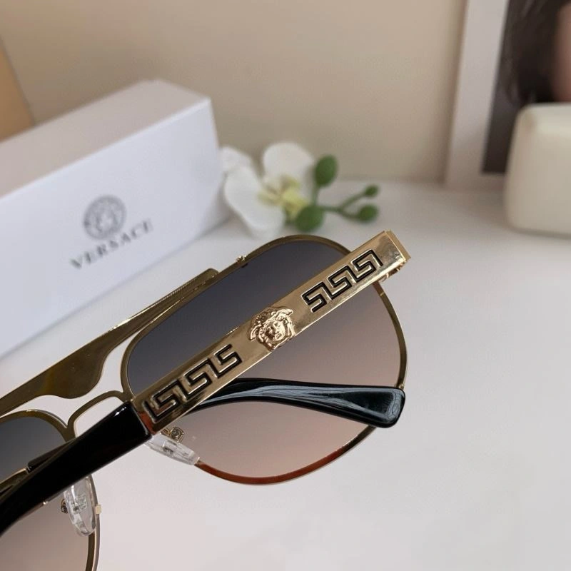 Versace Sunglasses Minimalist 282468