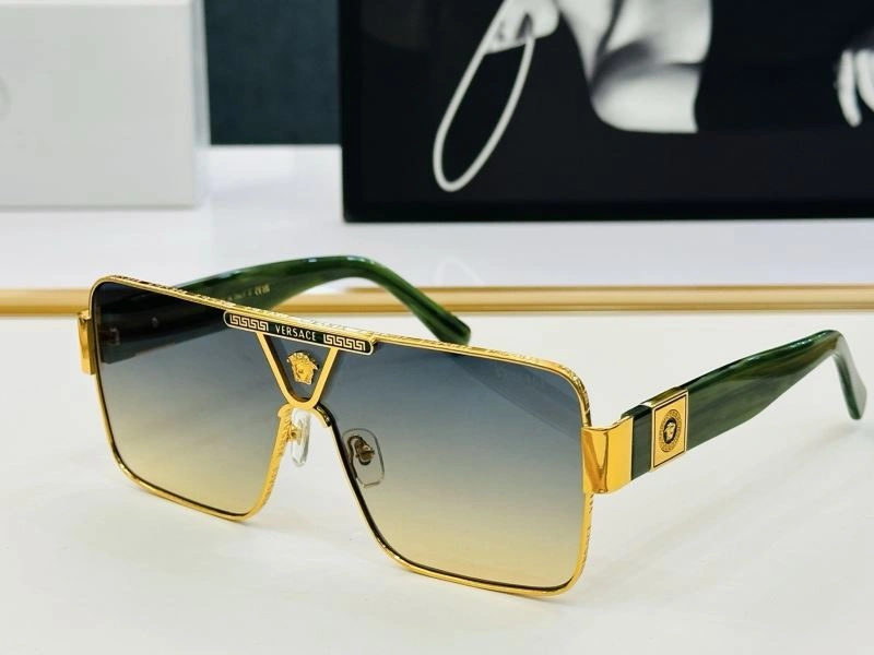 Versace Sunglasses Sporty 282463