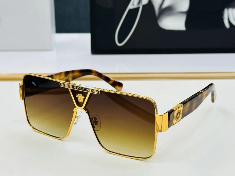 Versace Sunglasses Sporty 282463
