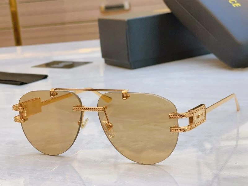 Unique Versace Sunglasses 282435