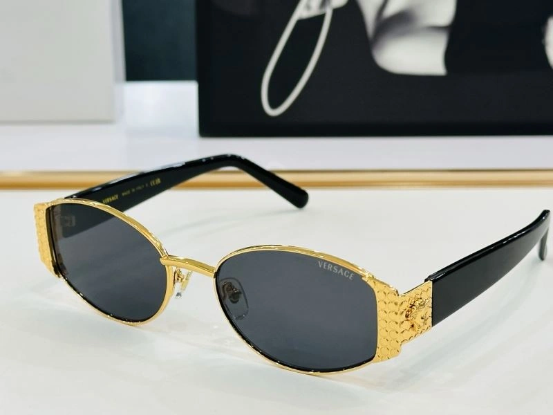 Seasonal Versace Sunglasses 282622
