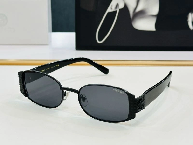 Versace Sunglasses Sporty 282607