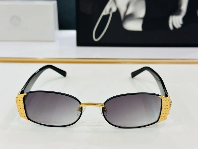 Versace Sunglasses Sporty 282607