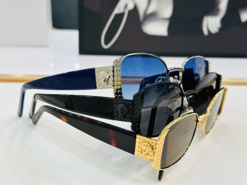 Versace Sunglasses Sporty 282607