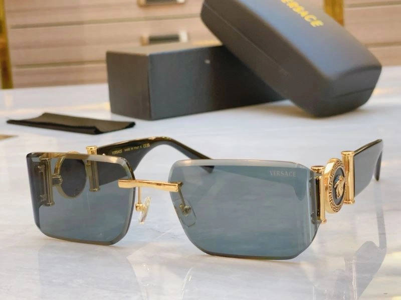Bold Versace Sunglasses 282601