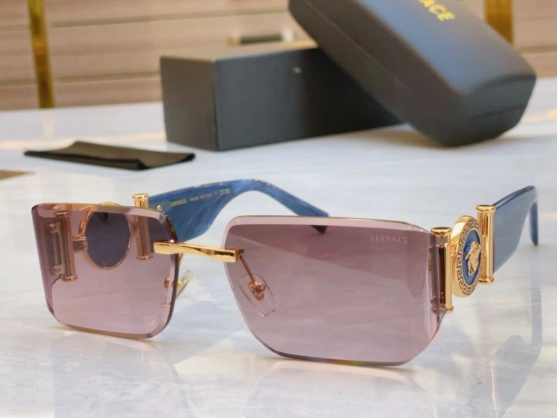 Bold Versace Sunglasses 282601