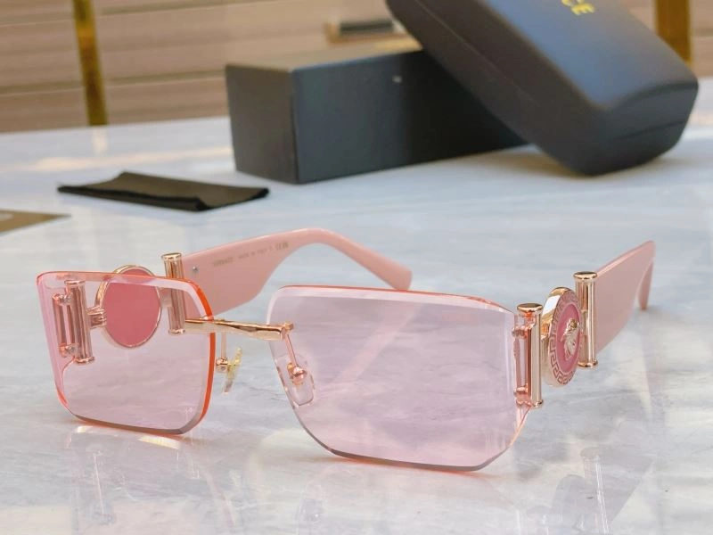 Bold Versace Sunglasses 282601