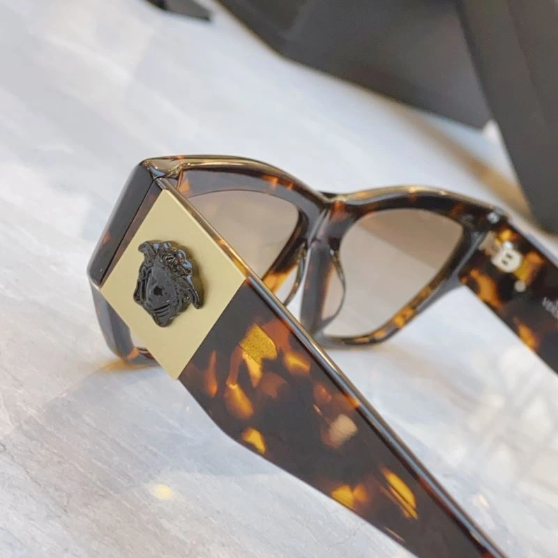 Contemporary Versace Sunglasses 282600
