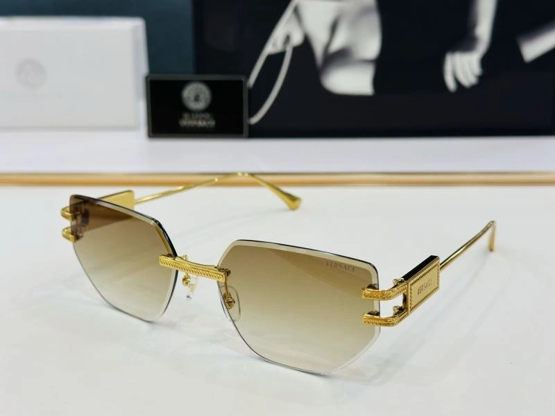 Seasonal Versace Sunglasses 282597