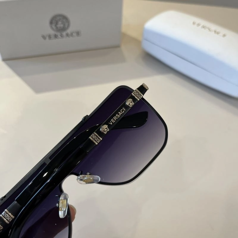 Versace Sunglasses Minimalist 282568