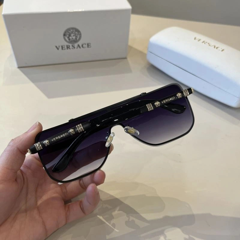 Versace Sunglasses Minimalist 282568