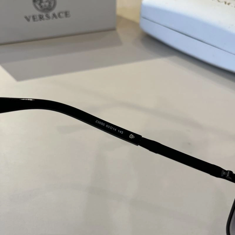 Versace Sunglasses Minimalist 282568