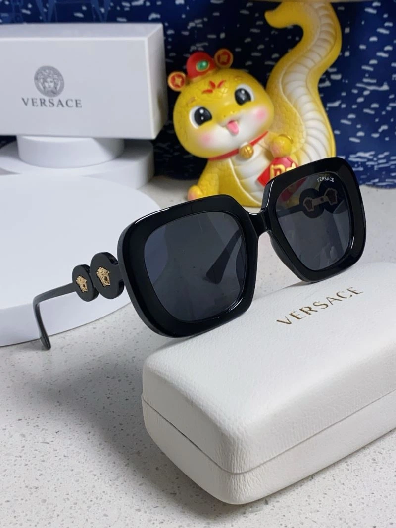 Versace Sunglasses Sleek 282578