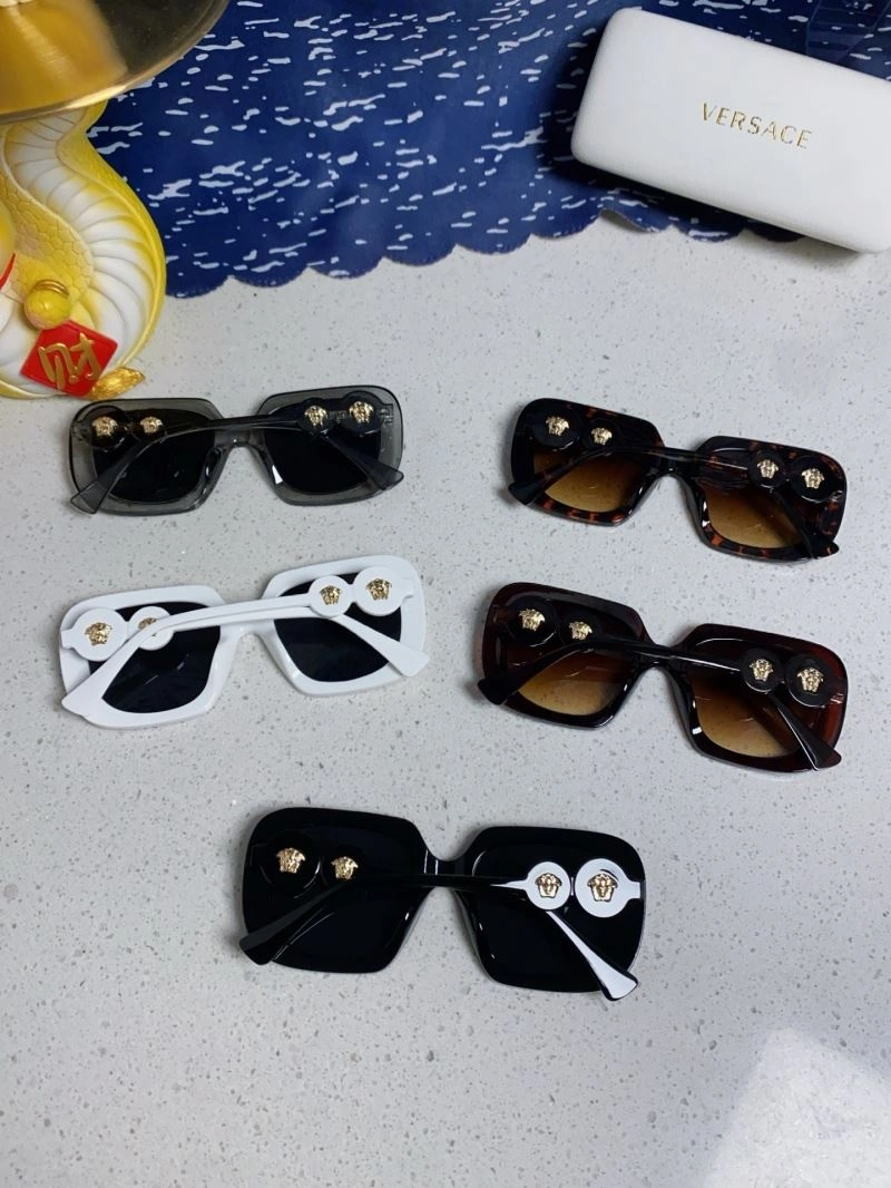 Versace Sunglasses Sleek 282578