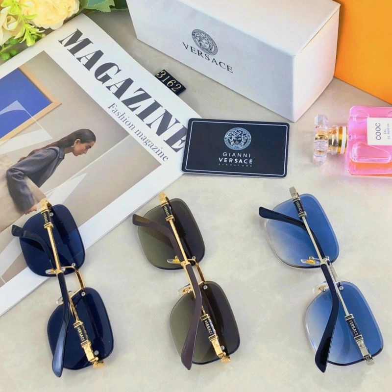 Versace Sunglasses Refined 282582