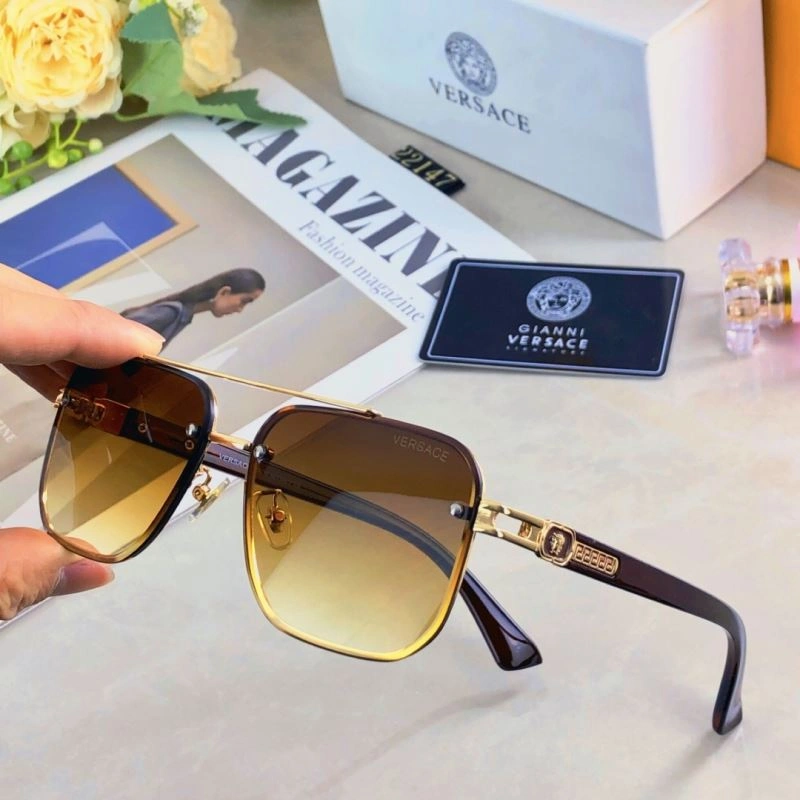 Versace Sunglasses FashionForward 282581