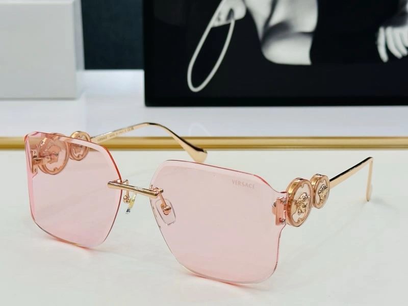 Minimalist Versace Sunglasses 282573