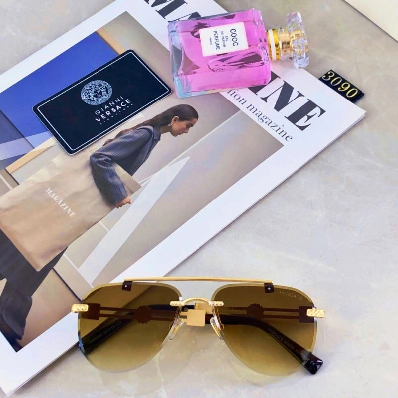 Versatile Versace Sunglasses 282570