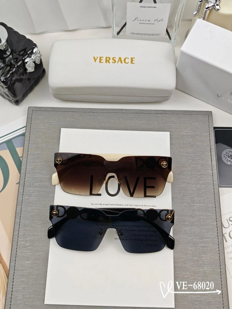 Durable Versace Sunglasses 282563