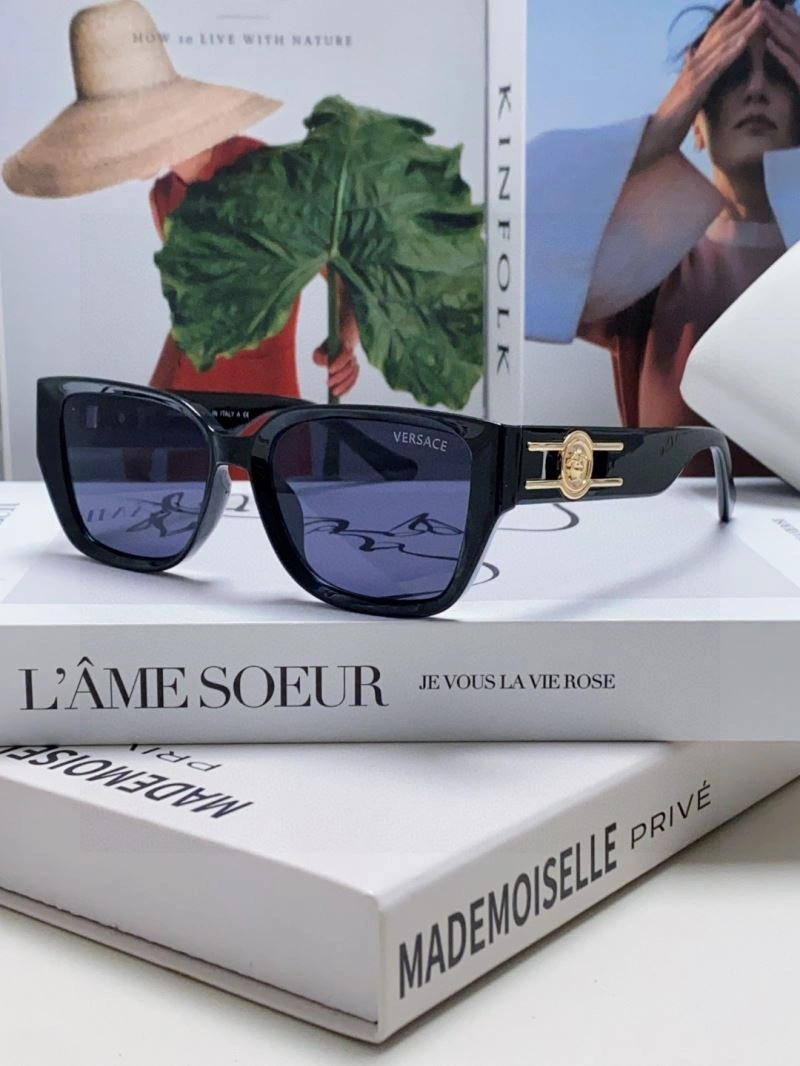 AllSeason Versace Sunglasses 282559