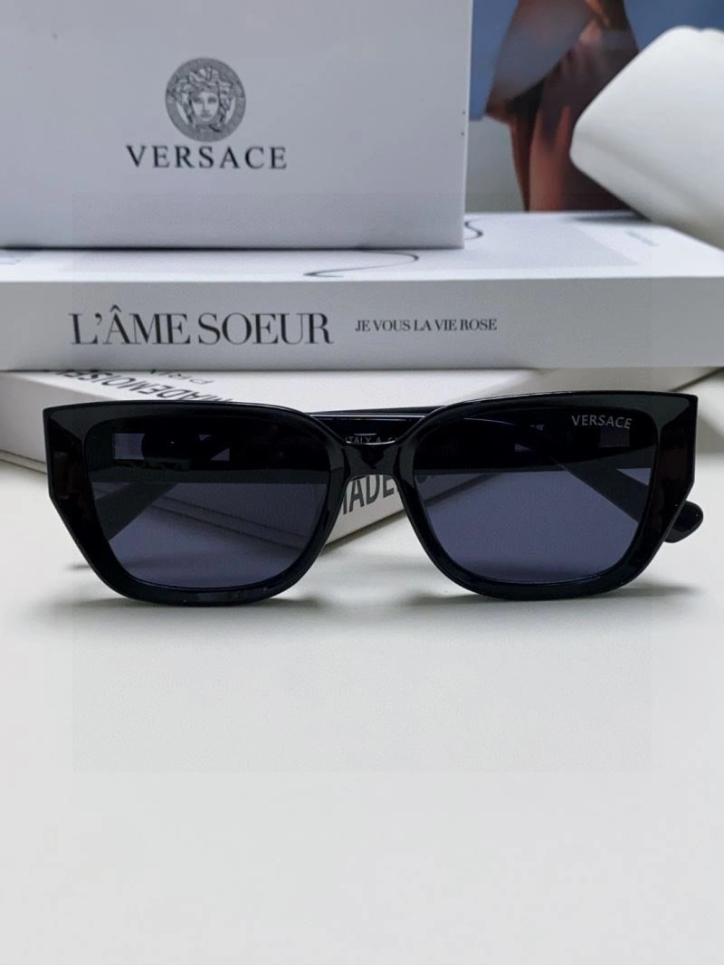 AllSeason Versace Sunglasses 282559