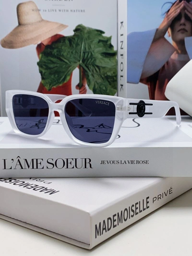 Youthful Versace Sunglasses 282557