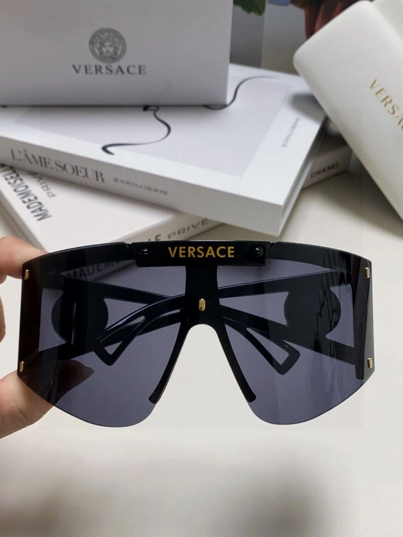 Versace Sunglasses TravelReady 282550